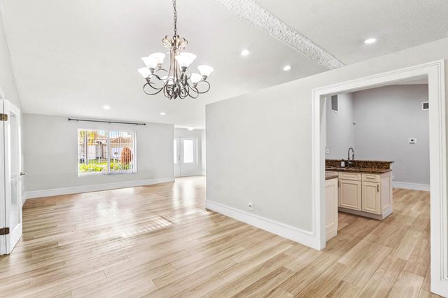 4040 NE 6th Avenue, Deerfield Beach, FL 33064