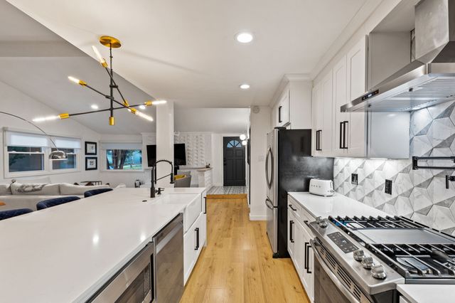 3622 High Vista Drive, Dallas, TX 75234