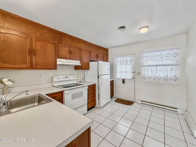 1D Sterling Street, Manchester, NJ 08759