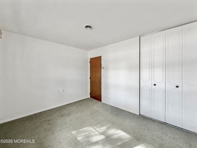 1D Sterling Street, Manchester, NJ 08759