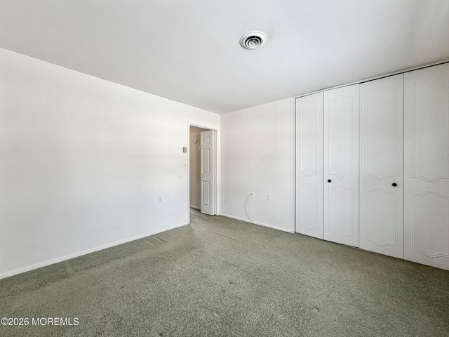 1D Sterling Street, Manchester, NJ 08759