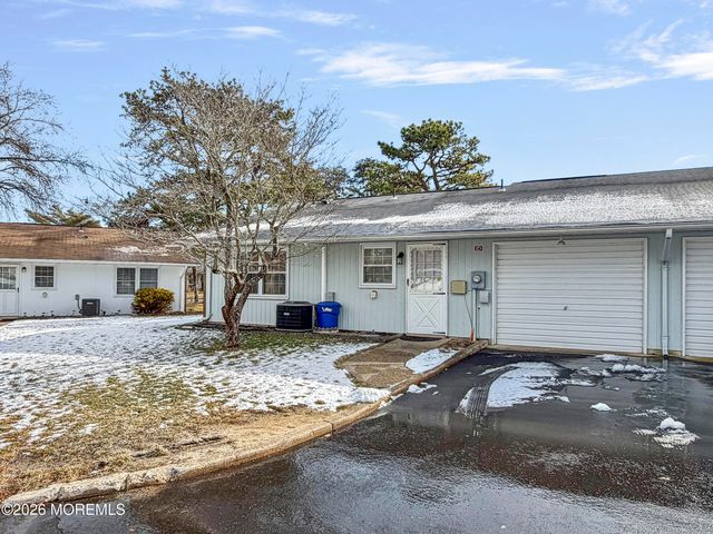 1D Sterling Street, Manchester, NJ 08759