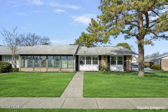 1D Sterling Street, Manchester, NJ 08759