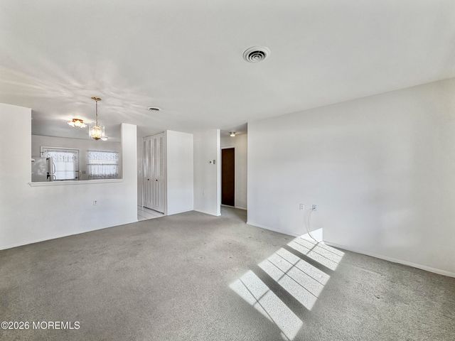 1D Sterling Street, Manchester, NJ 08759