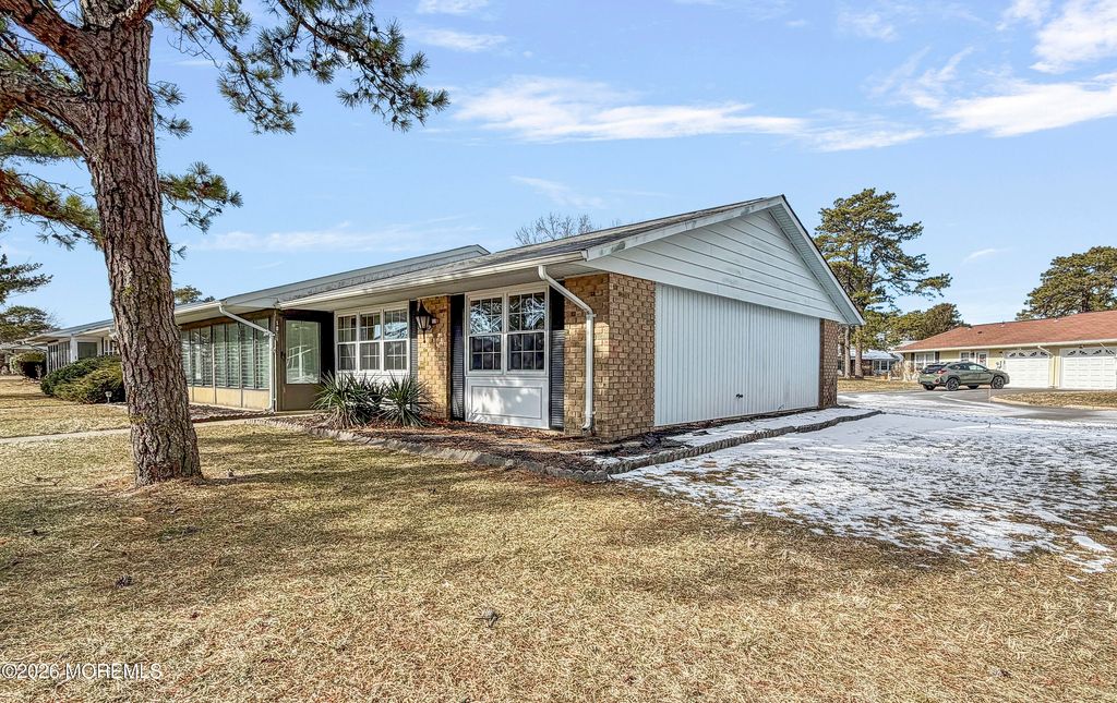 1D Sterling Street, Manchester, NJ 08759