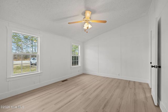 4113 N Highway 101, Newport, NC 28570