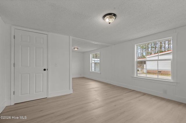 4113 N Highway 101, Newport, NC 28570