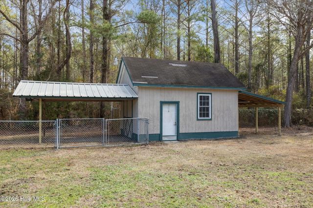 4113 N Highway 101, Newport, NC 28570