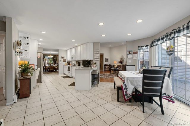 11 Moran Court, Manorville, NY 11949