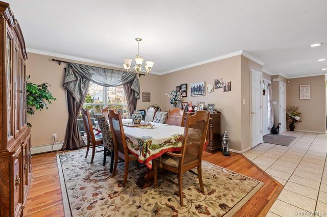 11 Moran Court, Manorville, NY 11949