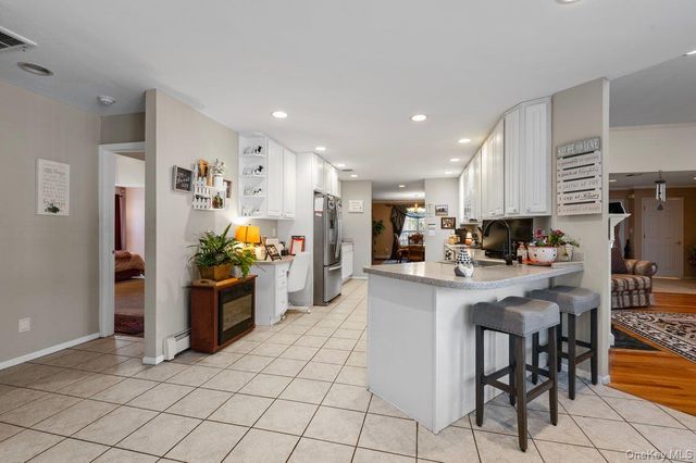 11 Moran Court, Manorville, NY 11949