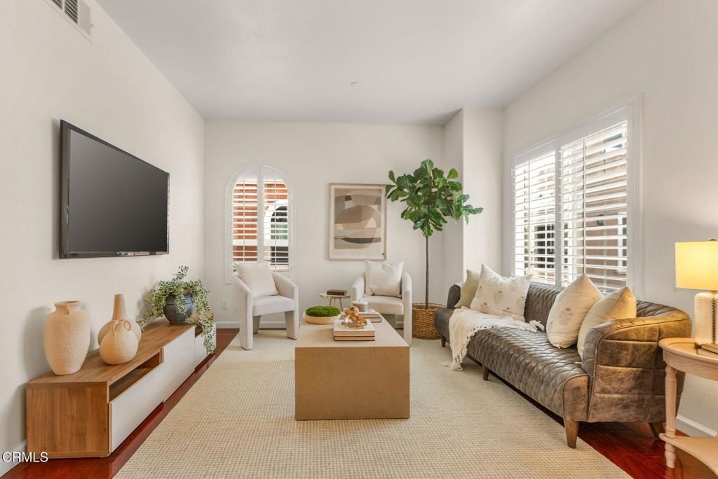 Image 4 of property listing at 806 N Garfield Avenue A, Alhambra, CA 91801