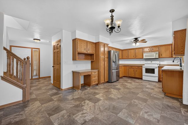 8448 Centaur Drive, Machesney Park, IL 61115