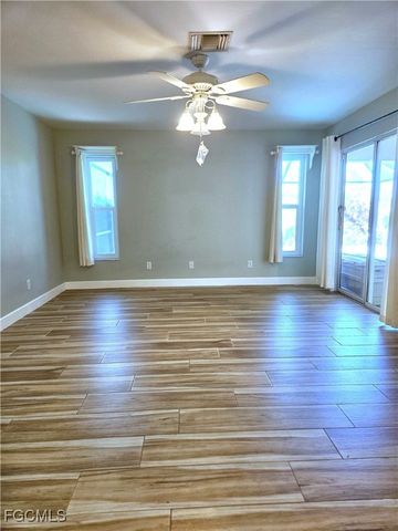 2537 SW 29th TER, Cape Coral, FL 33914