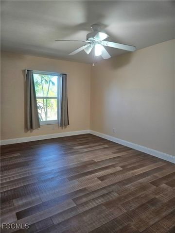 2537 SW 29th TER, Cape Coral, FL 33914