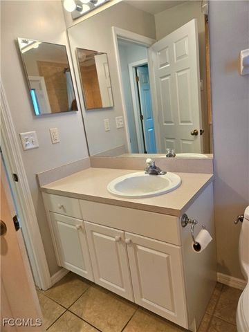 2537 SW 29th TER, Cape Coral, FL 33914