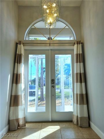 2537 SW 29th TER, Cape Coral, FL 33914