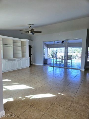 2537 SW 29th TER, Cape Coral, FL 33914