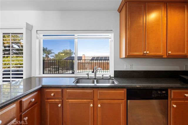 1320 W Fern, Redlands, CA 92373