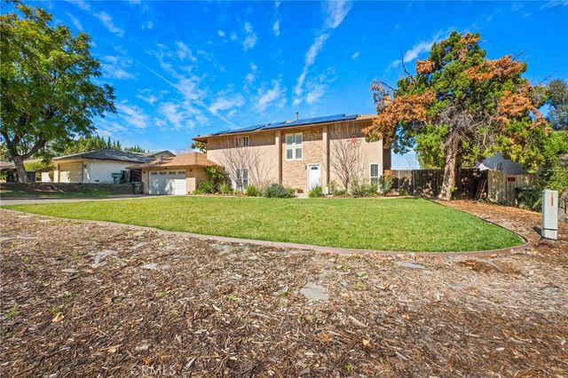 1320 W Fern, Redlands, CA 92373