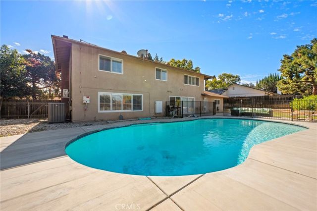 1320 W Fern, Redlands, CA 92373