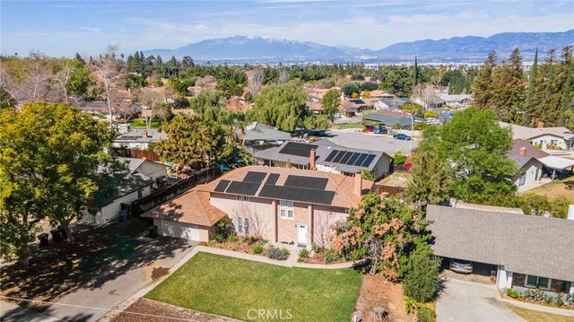 1320 W Fern, Redlands, CA 92373