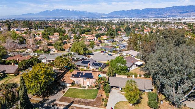 1320 W Fern, Redlands, CA 92373