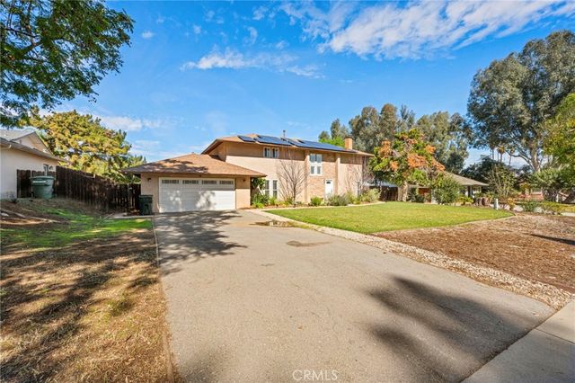 1320 W Fern, Redlands, CA 92373