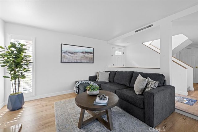 1320 W Fern, Redlands, CA 92373