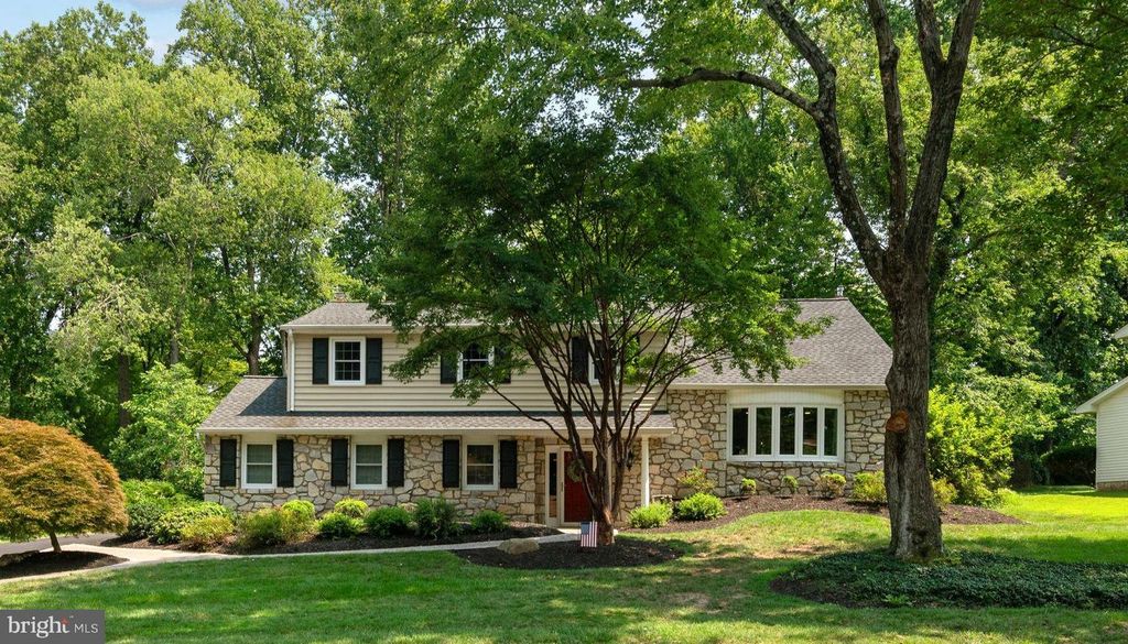 1016 HARVARD DR, YARDLEY, PA 19067 — exterior