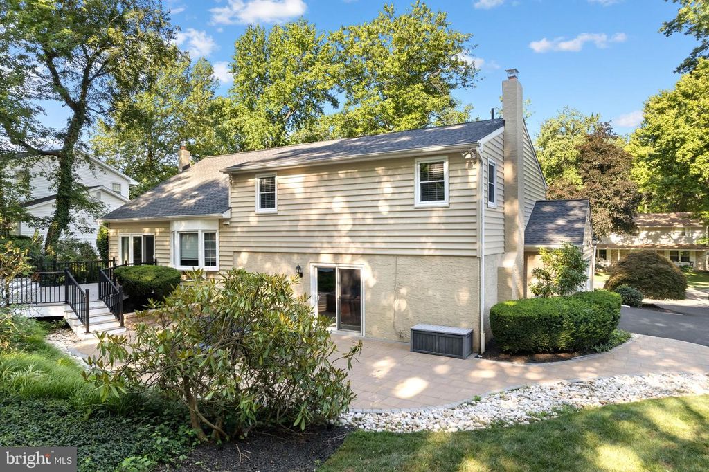 1016 HARVARD DR, YARDLEY, PA 19067 — photo 4