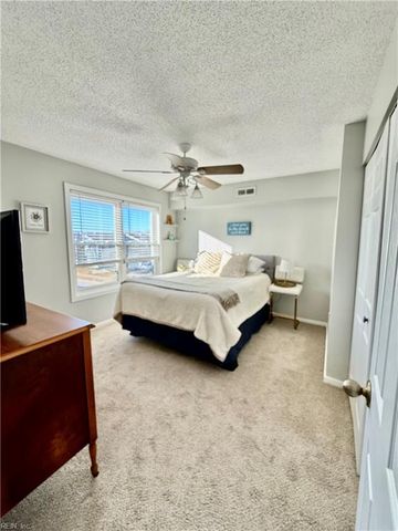 2306 Bergen CT, Virginia Beach, VA 23451