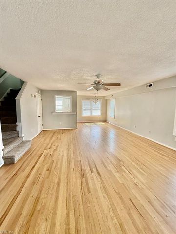 2306 Bergen CT, Virginia Beach, VA 23451