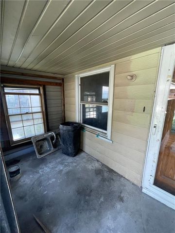 1818 S Overton Avenue, Independence, MO 64052