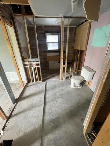 1818 S Overton Avenue, Independence, MO 64052