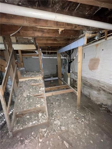1818 S Overton Avenue, Independence, MO 64052