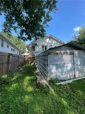 1818 S Overton Avenue, Independence, MO 64052