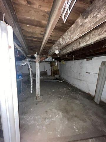 1818 S Overton Avenue, Independence, MO 64052