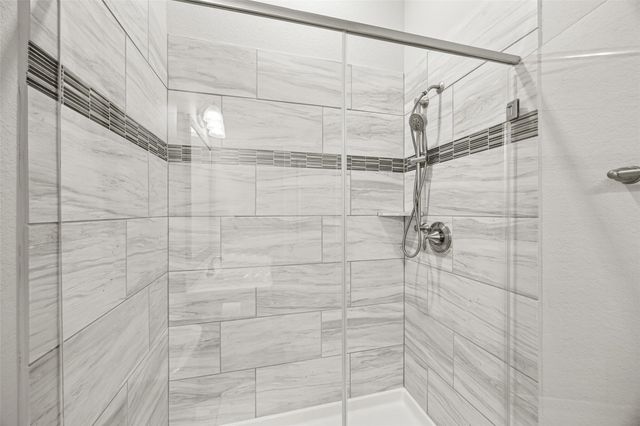 18931 Lynnwood Crest Drive, Manvel, TX 77578