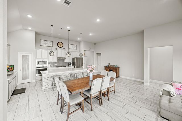 18931 Lynnwood Crest Drive, Manvel, TX 77578