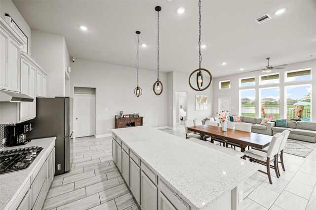 18931 Lynnwood Crest Drive, Manvel, TX 77578