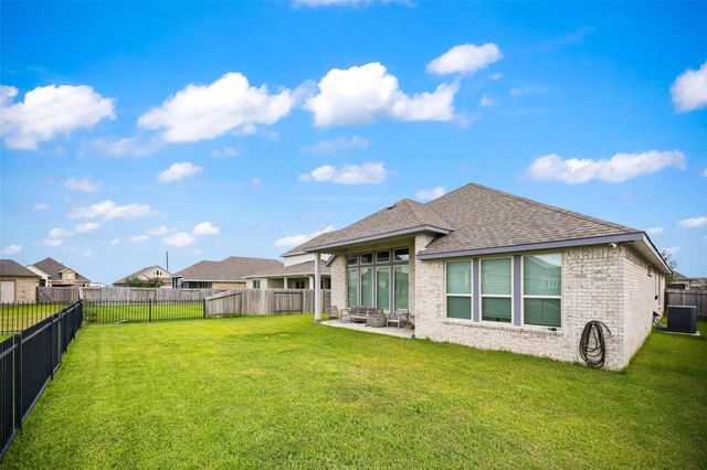 18931 Lynnwood Crest Drive, Manvel, TX 77578