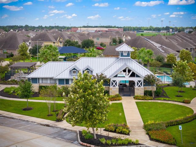 18931 Lynnwood Crest Drive, Manvel, TX 77578