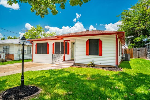 219 W Wilson Avenue, Sherman, TX 75090