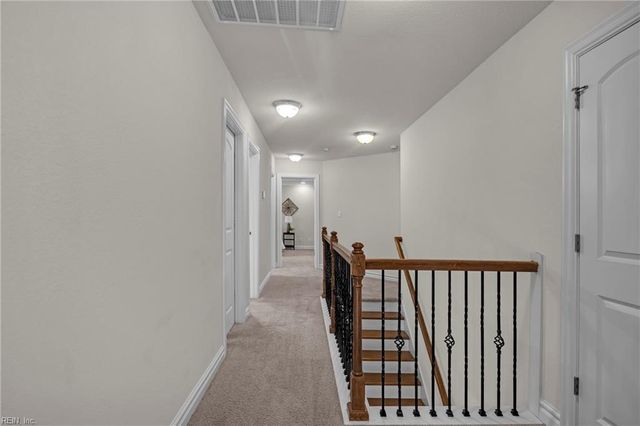 225 Creston CT, Chesapeake, VA 23323