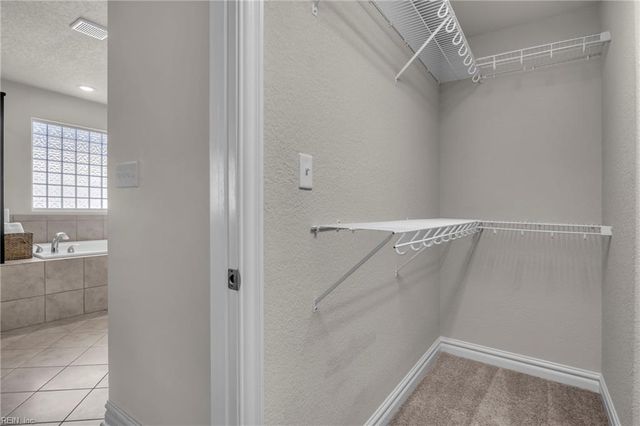225 Creston CT, Chesapeake, VA 23323