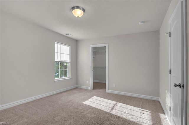 225 Creston CT, Chesapeake, VA 23323