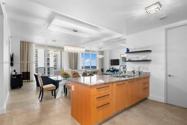 15901 Collins Ave 1502, Sunny Isles Beach, FL 33160