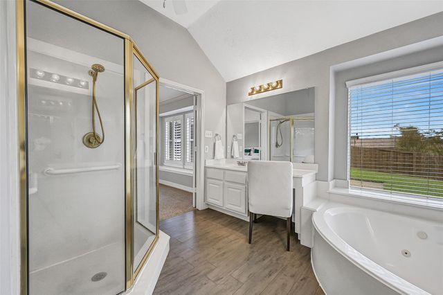 13906 Aspen Knoll Court, Houston, TX 77059