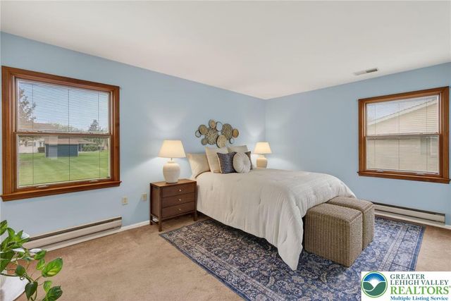 1524 Magnolia Drive, Upper Macungie Twp, PA 18069